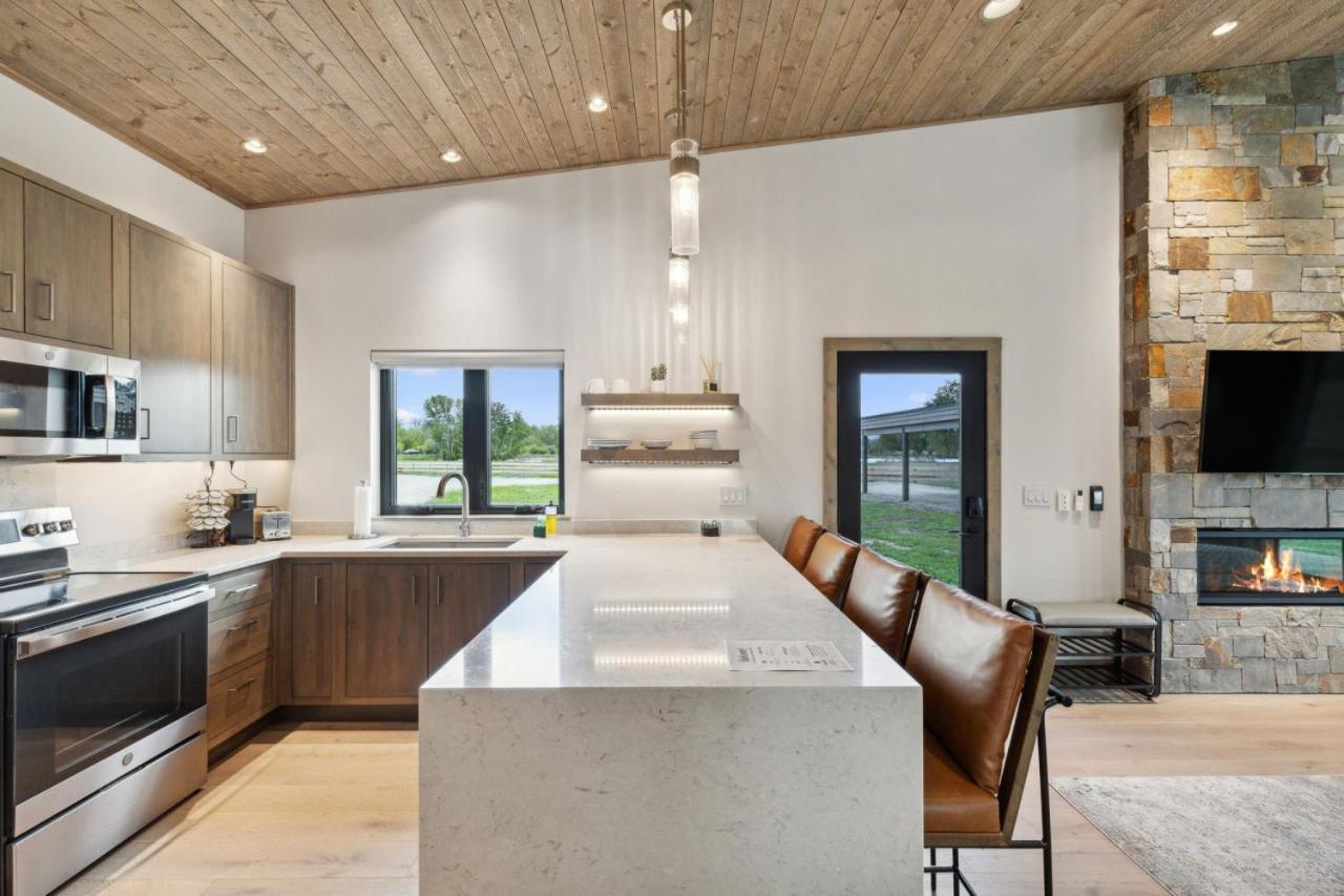 Mara Luxury Cabin- Maple Hamilton 外观 照片